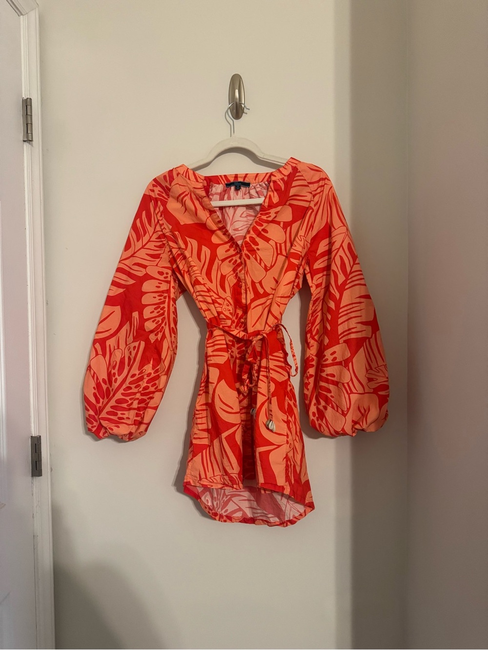 NWOT Shore Cotton Printed Button Up Dress with Puka Belt